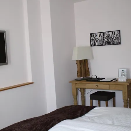 De La Gare Szálloda 3*